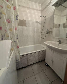 2-к квартира, вторичка, 57м2, 7/10 этаж