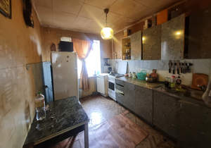 3-к квартира, вторичка, 64м2, 1/9 этаж