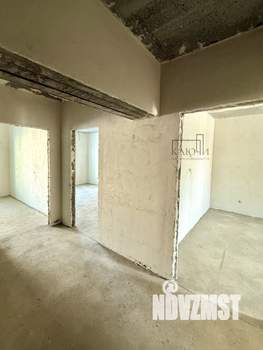 2-к квартира, вторичка, 72м2, 1/3 этаж