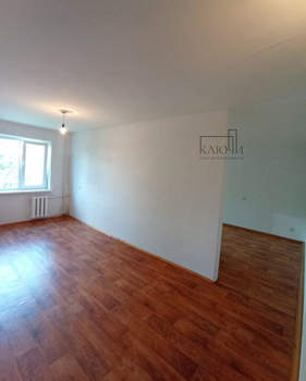 3-к квартира, вторичка, 56м2, 4/5 этаж