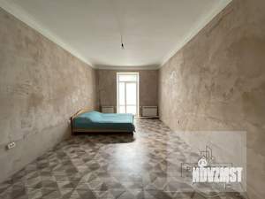 2-к квартира, вторичка, 68м2, 2/2 этаж