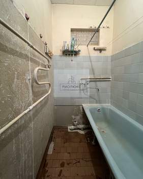 2-к квартира, вторичка, 40м2, 3/3 этаж
