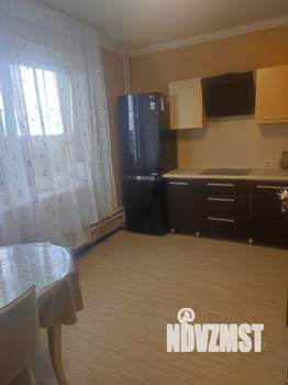 2-к квартира, вторичка, 65м2, 4/10 этаж