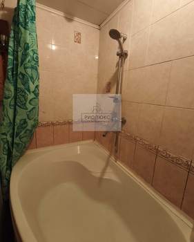 4-к квартира, вторичка, 82м2, 2/9 этаж