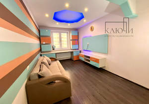 4-к квартира, вторичка, 121м2, 6/10 этаж