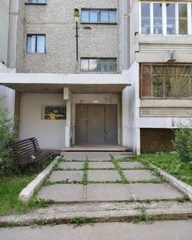 3-к квартира, вторичка, 64м2, 3/5 этаж