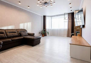 3-к квартира, вторичка, 90м2, 3/10 этаж