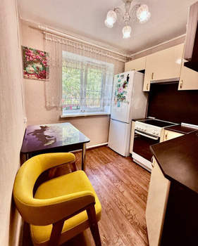 2-к квартира, вторичка, 43м2, 1/2 этаж