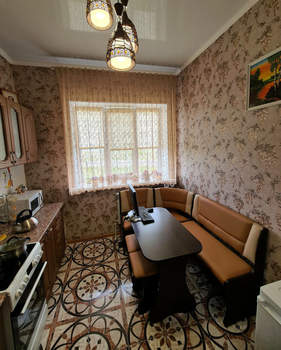 2-к квартира, вторичка, 62м2, 1/3 этаж