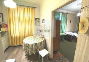 2-к квартира, вторичка, 47м2, 1/4 этаж