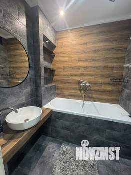 2-к квартира, вторичка, 70м2, 1/17 этаж