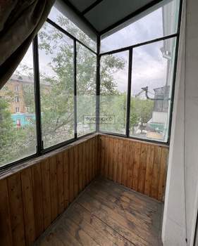 2-к квартира, вторичка, 40м2, 3/3 этаж