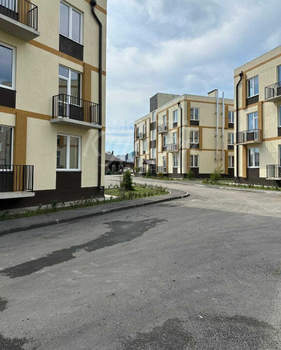 3-к квартира, вторичка, 101м2, 2/3 этаж