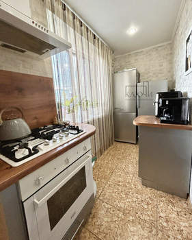 3-к квартира, вторичка, 76м2, 9/10 этаж