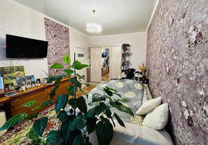 3-к квартира, вторичка, 73м2, 3/3 этаж