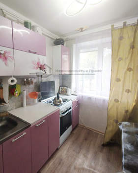 2-к квартира, вторичка, 47м2, 1/5 этаж