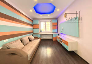 4-к квартира, вторичка, 121м2, 6/10 этаж