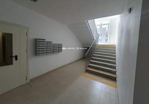 2-к квартира, вторичка, 70м2, 2/3 этаж