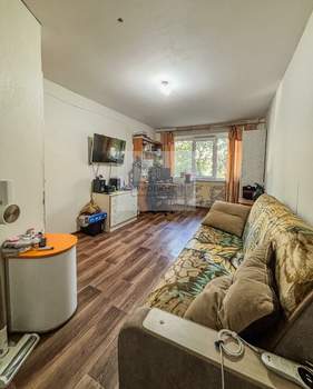 2-к квартира, вторичка, 44м2, 1/5 этаж