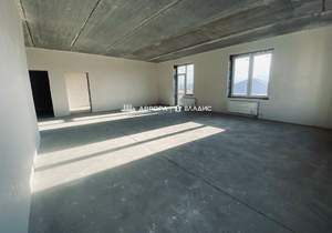 3-к квартира, вторичка, 101м2, 3/3 этаж