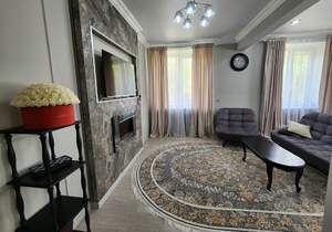 4-к квартира, вторичка, 123м2, 1/3 этаж