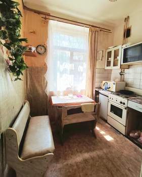 2-к квартира, вторичка, 48м2, 1/3 этаж