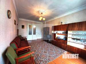 2-к квартира, вторичка, 68м2, 2/2 этаж