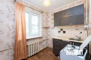 2-к квартира, вторичка, 46м2, 1/4 этаж