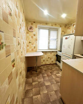 2-к квартира, вторичка, 44м2, 1/5 этаж