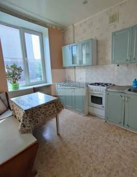 2-к квартира, вторичка, 48м2, 2/3 этаж
