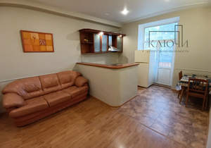 2-к квартира, вторичка, 65м2, 2/2 этаж