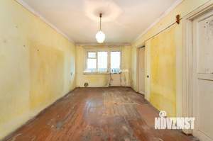 4-к квартира, вторичка, 61м2, 3/5 этаж