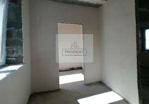 4-к квартира, вторичка, 100м2, 2/2 этаж