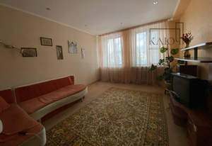 2-к квартира, вторичка, 64м2, 1/4 этаж