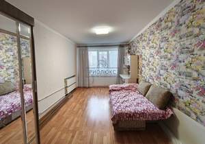 4-к квартира, вторичка, 82м2, 2/9 этаж