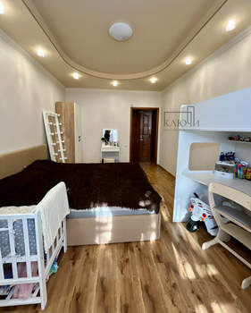 2-к квартира, вторичка, 55м2, 1/5 этаж