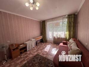 2-к квартира, вторичка, 53м2, 1/9 этаж
