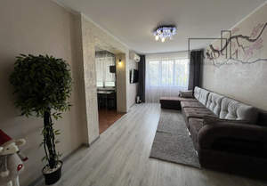 4-к квартира, вторичка, 89м2, 4/9 этаж