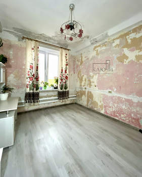 3-к квартира, вторичка, 73м2, 3/3 этаж