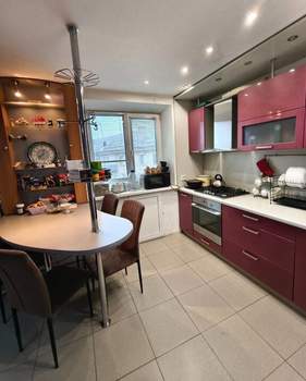 3-к квартира, вторичка, 58м2, 5/5 этаж