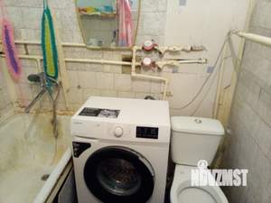 2-к квартира, вторичка, 43м2, 1/4 этаж