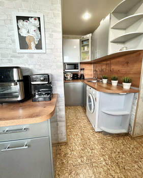 3-к квартира, вторичка, 76м2, 9/10 этаж