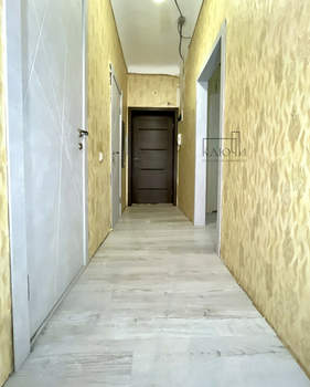 3-к квартира, вторичка, 73м2, 3/3 этаж