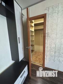 2-к квартира, вторичка, 40м2, 1/4 этаж