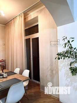 4-к квартира, вторичка, 104м2, 5/5 этаж