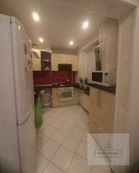 2-к квартира, вторичка, 50м2, 4/10 этаж