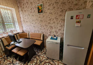 2-к квартира, вторичка, 62м2, 1/3 этаж