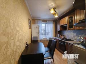 4-к квартира, вторичка, 82м2, 2/9 этаж