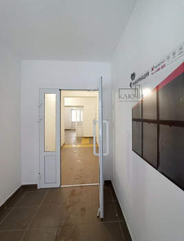 2-к квартира, вторичка, 67м2, 1/3 этаж