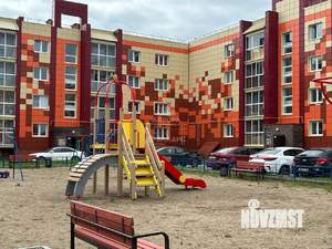 2-к квартира, вторичка, 66м2, 1/4 этаж